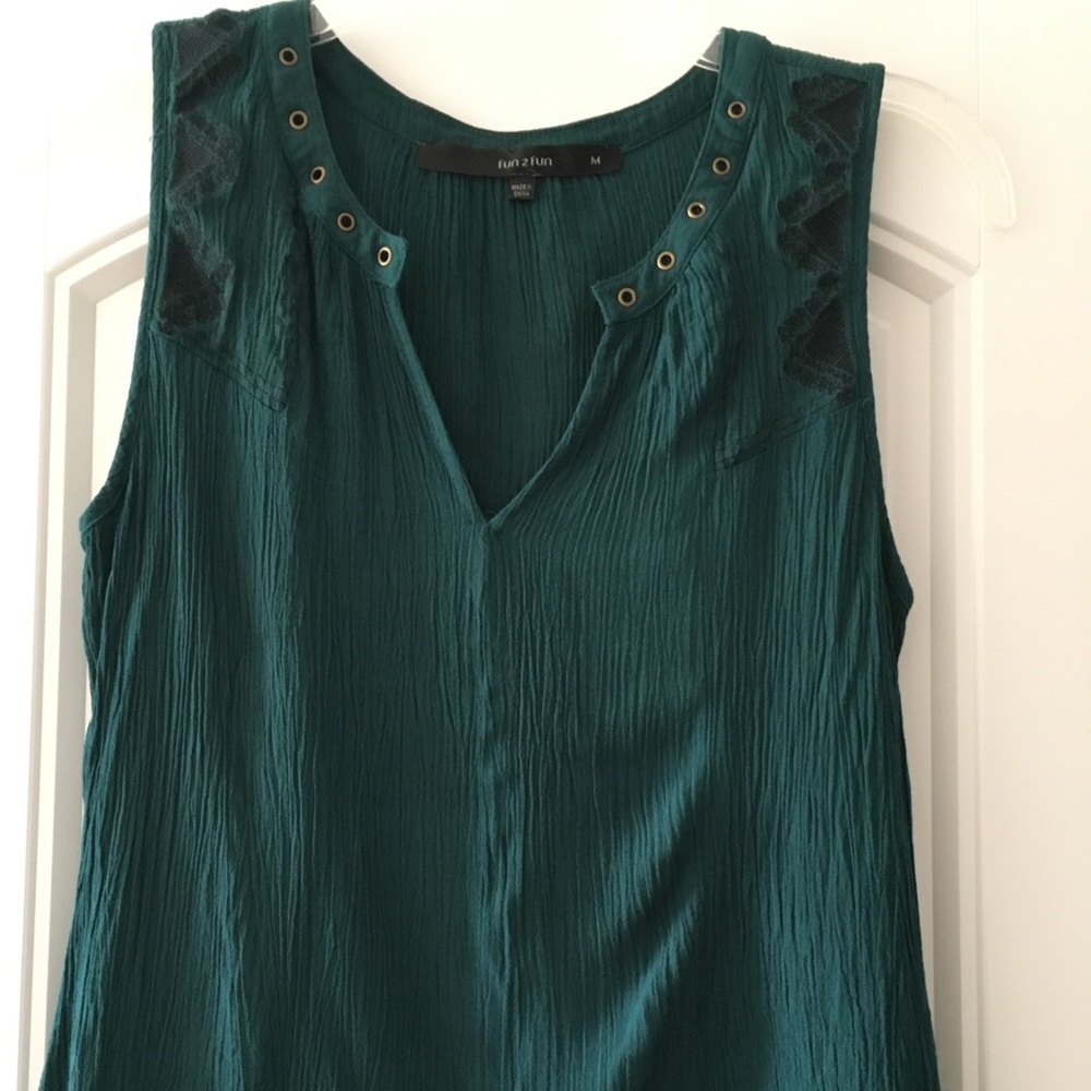 Fun 2 Fun Sleeveless Blouse
